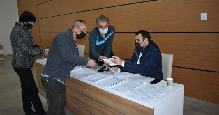 Sivas Belediyesinden esnafa 1500 lira destek
