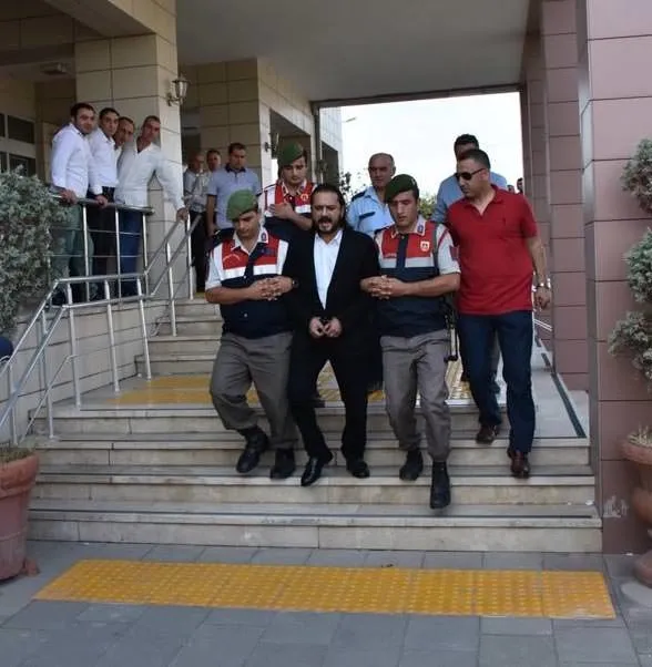 Emrah Serbes'in sözleri aileyi çıldırttı! 'En ağır şekilde cezalandırılsın...'