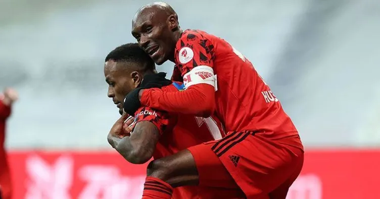 Atiba&Larin alev alev!