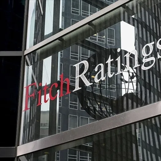 Fitch, Ukrayna’nın kredi notunu yükseltti
