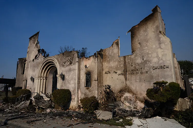 ABD savaş alanına döndü: Felakette 4. gün! Ölü sayısı artıyor, Los Angeles cehenneme döndü