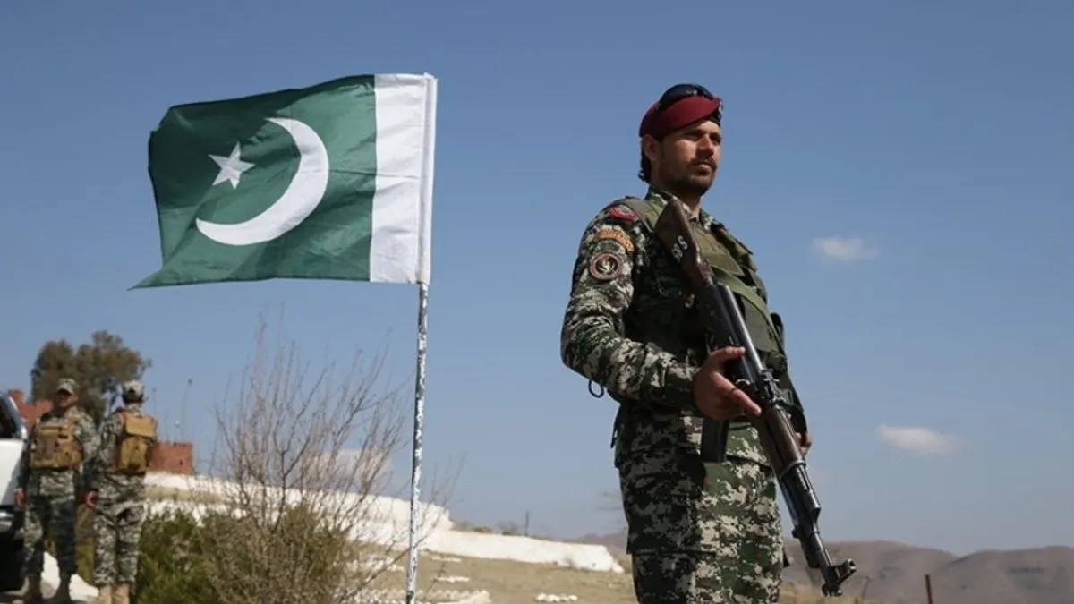 Pakistan ordusu: 8 militan etkisiz hale getirildi Pakistan ordusu: 8 militan etkisiz hale getirildi