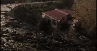 Sel etkili oldu, evler boşaltıldı