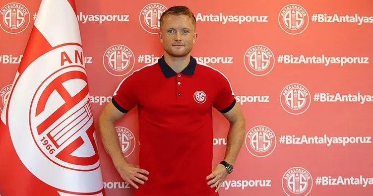 Antalyaspor, Sam Larsson’u transfer etti