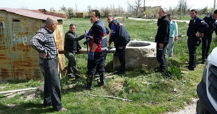 Niğde’de kuyuya düşen koyunu AFAD kurtardı