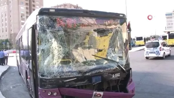 kucukcekmecede-korkunc-kaza-belediye-otobusu-ile-dolmus-carpisti-11-kisi-yaralandi-1626884447509.jpg Küçükçekmece'de korkunç kaza! Belediye otobüsü ile dolmuş çarpıştı, 11 kişi yaralandı