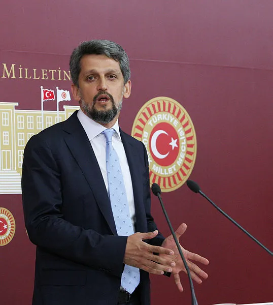 millet-ittifakinda-catlak-hdpli-garo-paylan-canli-yayinda-acikladi-kendi-yolumuza-gidecegiz-1631410988552.jpg Millet İttifakı'nda çatlak! HDP'li Garo Paylan canlı yayında açıkladı: Kendi yolumuza gideceğiz