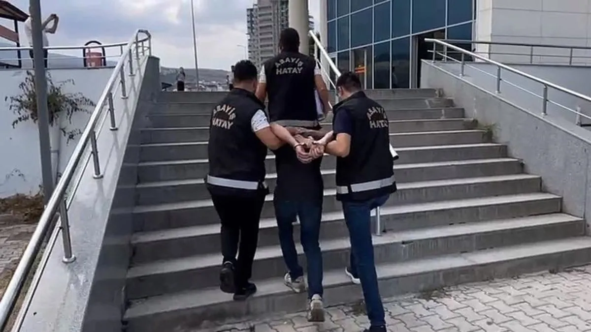 Sopayla döverek öldürdü, ziynet eşyalarını çaldı