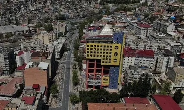 ’Dünyanın en saçma binası’ taşınıyor...