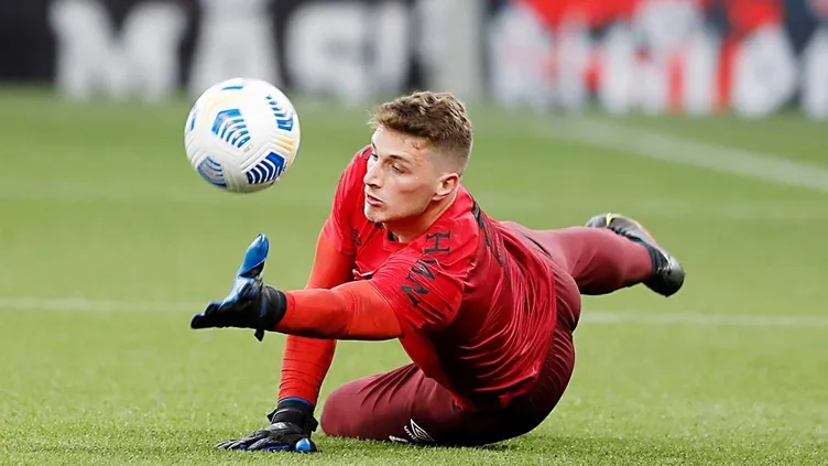 MUSLERA'NIN YERİNE TAM 21 ADAY: Galatasaray'ın izlediği kaleciler ortaya çıktı