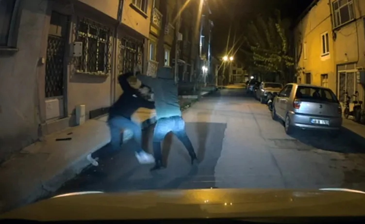 Erkek arkadaşı ile kavga edip evden ayrılmak istedi! Olan kapıya gelen taksiciye oldu! Korkunç…