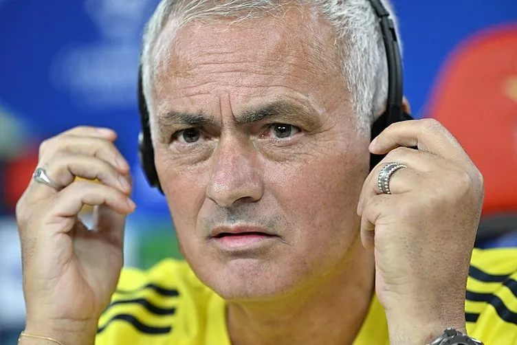 Fenerbahçe’de Jose Mourinho’dan yönetime olay transfer tepkisi! ’’Ekstra çaba sarf edilmedi’’