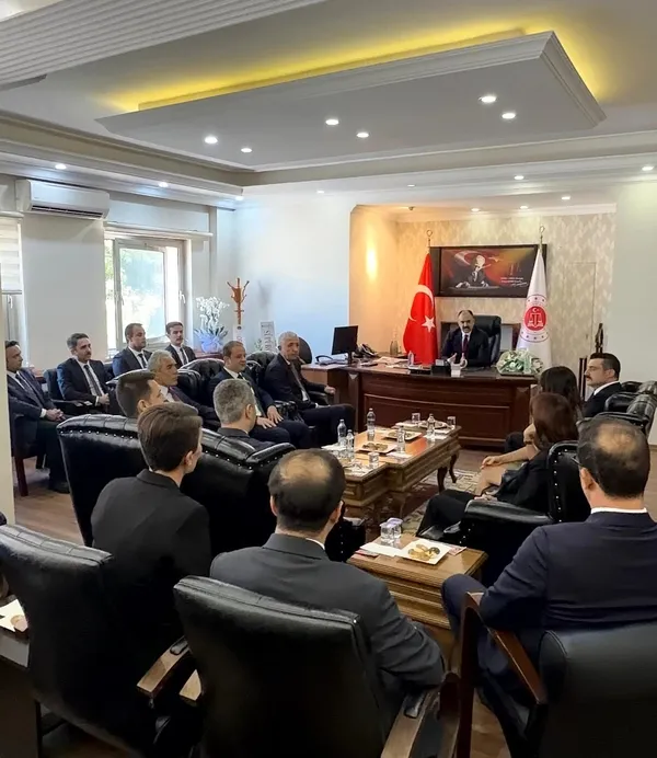 hsk-kararnamesiyle-atanan-bassavci-necati-kayakozu-muglada-goreve-basladi-1782847405038.jpg