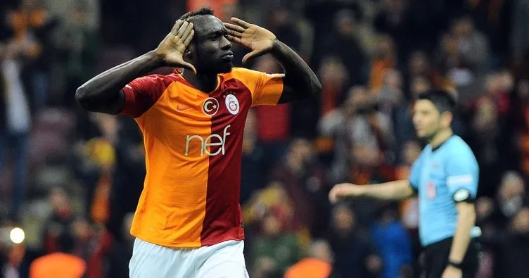 Galatasaray’da Younes Belhanda kalıcı, Mbaye Diagne gidici