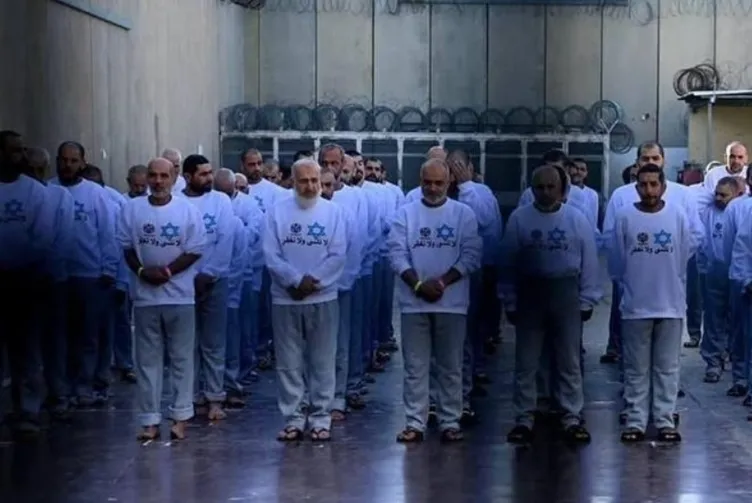 İsrail’den skandal fotoğraf! Filistinli esirlere aşağılık muamele: Hastaneye kaldırıldılar