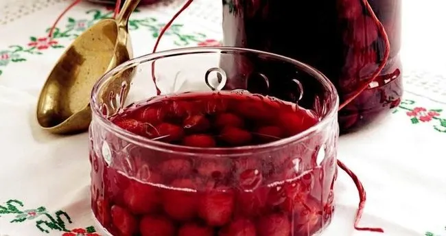 Vişne kompostosu nasıl yapılır? Vişne kompostosu tarifi ve yapılışı!