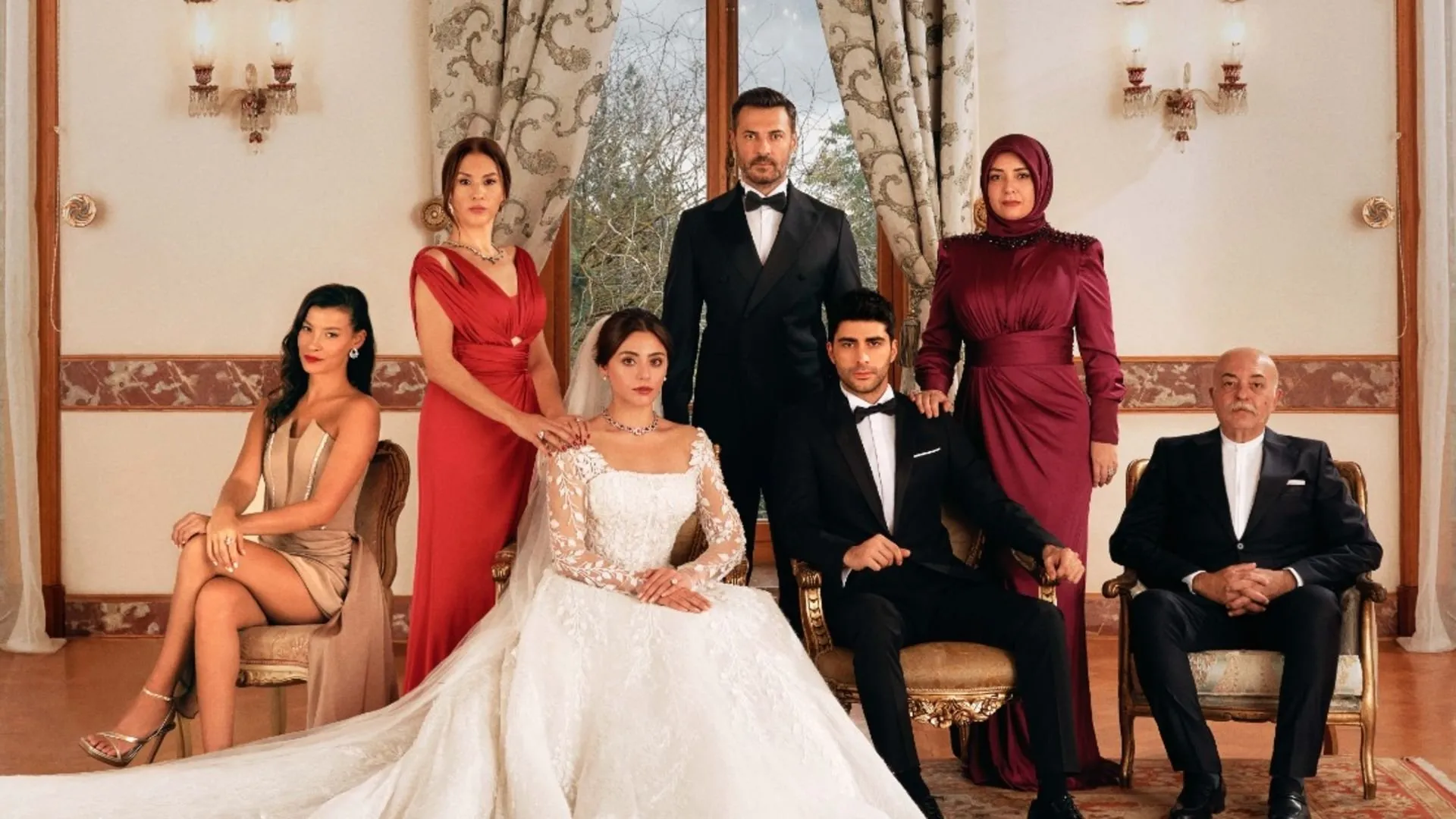 Kızılcık Şerbeti'nin Nursema'sı Ceren Yalazoğlu'nun 10 yıllık eşi bakın kim çıkt