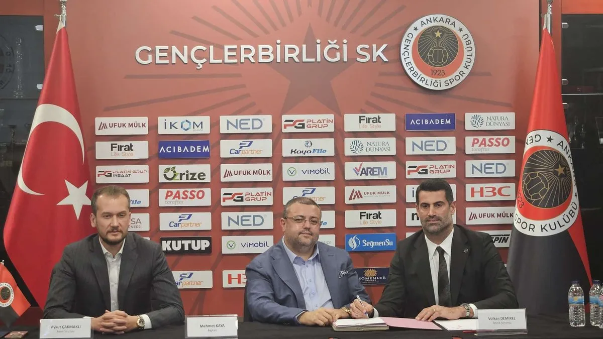 Volkan Demirel resmen Gençlerbirliği’nde! – Son Dakika Spor Haberleri Volkan Demirel resmen Gençlerbirliği’nde! – Son Dakika Spor Haberleri