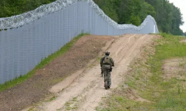 Letonya, Belarus sınırını kapattı!
