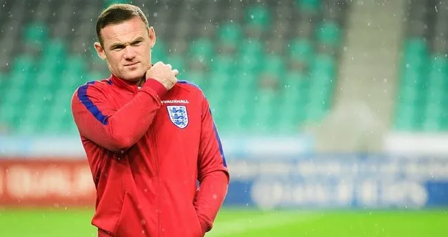 Rooney yedek kulübesinden kurtulamıyor!