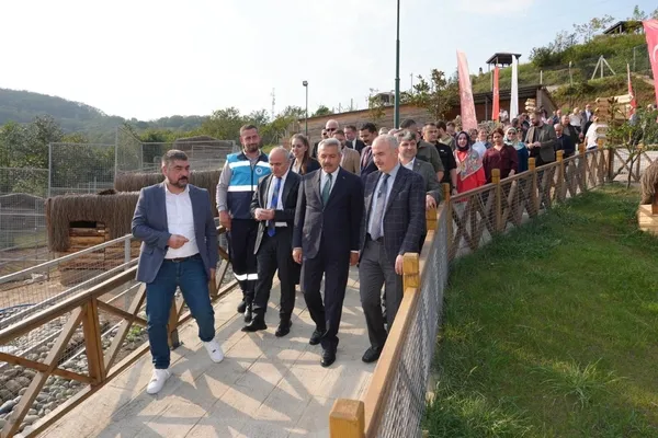 rizede-isirlik-hobi-hayvanat-bahcesi-hizmete-acildi-1793121441435.jpg