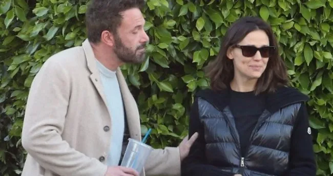 Exten next olmazmış! Jennifer Lopez'le evlenen Ben Affleck eski karısıyla görüntülendi