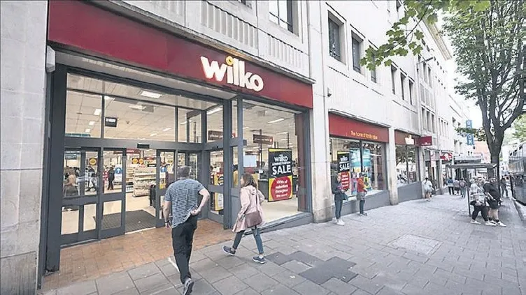 İngiltere’de iflas dalgası! 5 yılda 6 bin mağaza kepenk kapattı