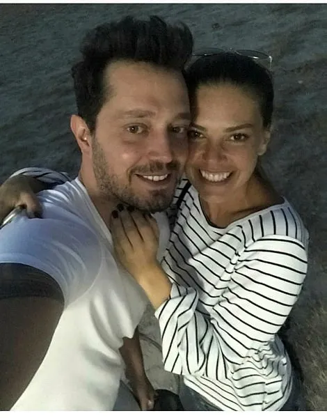 Murat Boz ve Aslı Enver aşk tatilden döndü!