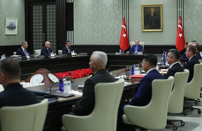 kritik-mgk-toplantisi-sona-erdi-1790787681704.jpeg Kritik MGK toplantısı sonrası 8 maddelik bildiri yayımlandı!