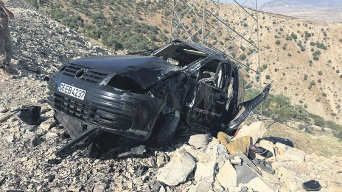 Akraba ziyareti yolunda facia: 3 ölü