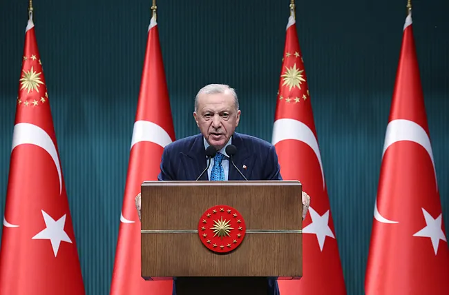 baskan-erdogandan-kabine-toplantisi-sonrasi-onemli-aciklamalar-1751293414743.jpeg Başkan Erdoğan: Terörsüz Türkiye süreci memnuniyet verici