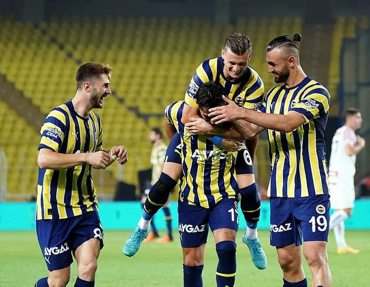 Son dakika Fenerbahçe transfer haberleri: Fenerbahçe forvet transferinde mutlu sona ulaşıyor! Anlaşma sağlandı, ödenecek bonservis...