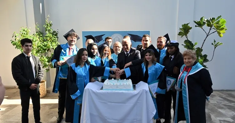 Rektör Salihoğlu: Hiç bir zaman öğrenmekten geri durmayın