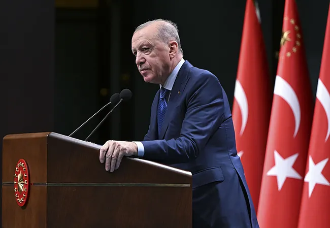 son-dakika-baskan-erdogan-turkiyeye-dost-olanlar-kazanacak-1788801370827.jpeg SON DAKİKA: Başkan Erdoğan: Türkiye'ye dost olanlar kazanacak