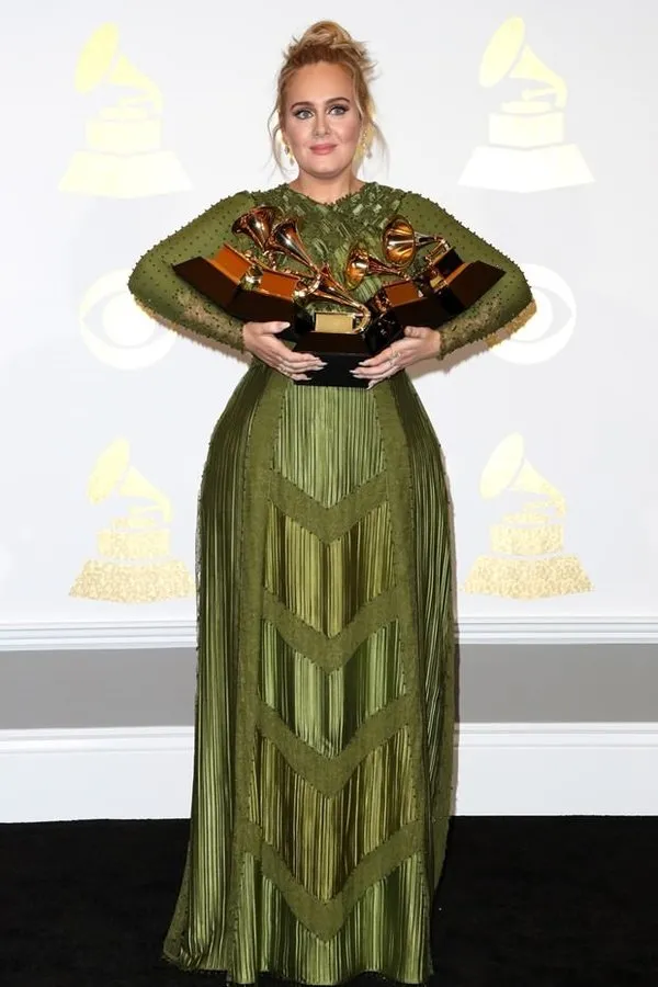 2017 Grammy ödülleri sahiplerini buldu