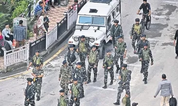 Müslümanlara baskılar sürüyor