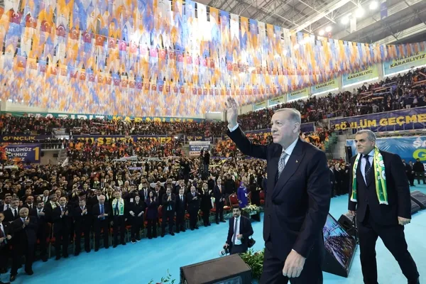 ak-parti-siverek-belediye-baskan-adayi-bucak-oldu-1707336892944.jpg