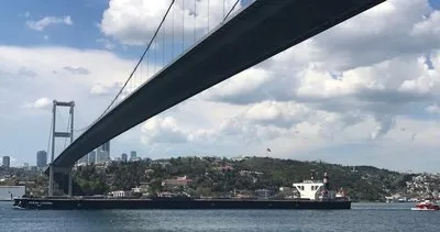 Ocean Corona adlı dev gemi İstanbul’dan geçerek Marmara’ya açıldı