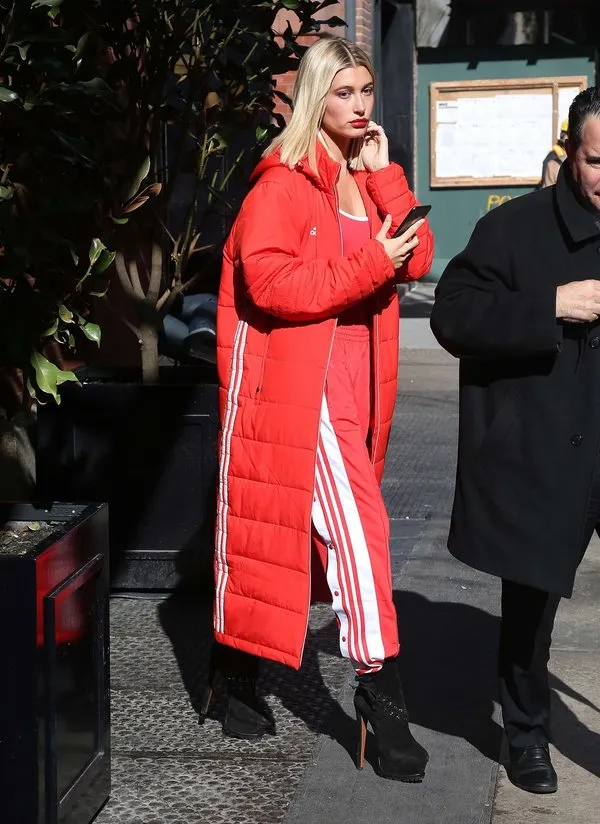 Sokak stilinin en havalı kızlarından Hailey Baldwin!