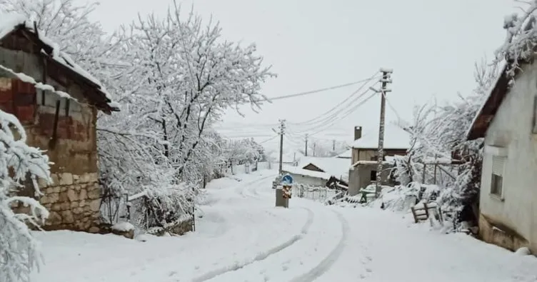 Antalya’nın iki ilçesinde okullara kar tatili