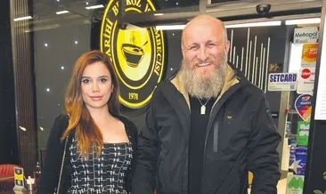 ‘Oflu Hoca’ şarkıcı oluyor