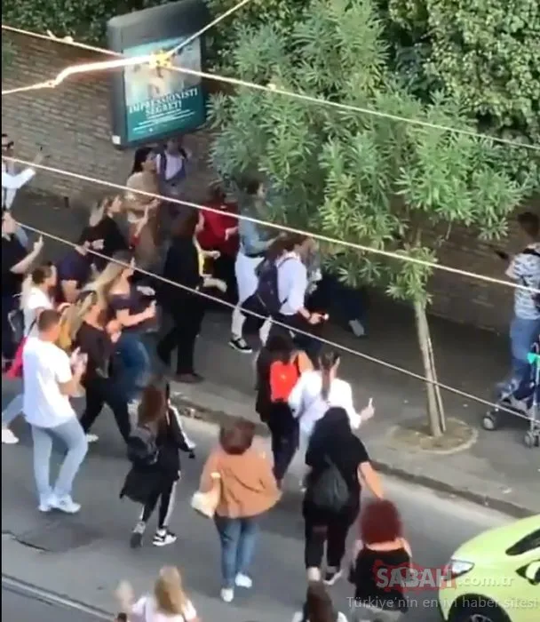 Can Yaman İtalya sokaklarında yürüyemedi! Can Yaman’a Türk takipçilerden tepki!