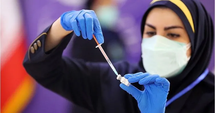 İran Sağlık Bakanlığı yerli Kovid-19 aşısı Coviran Bereket’in acil kullanımına izin verdi