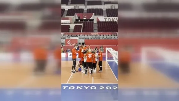 baskan-erdogandan-paralimpik-oyunlari-sampiyonu-golbol-kadin-milli-takimina-tebrik-telefonu-1630671354032.jpg