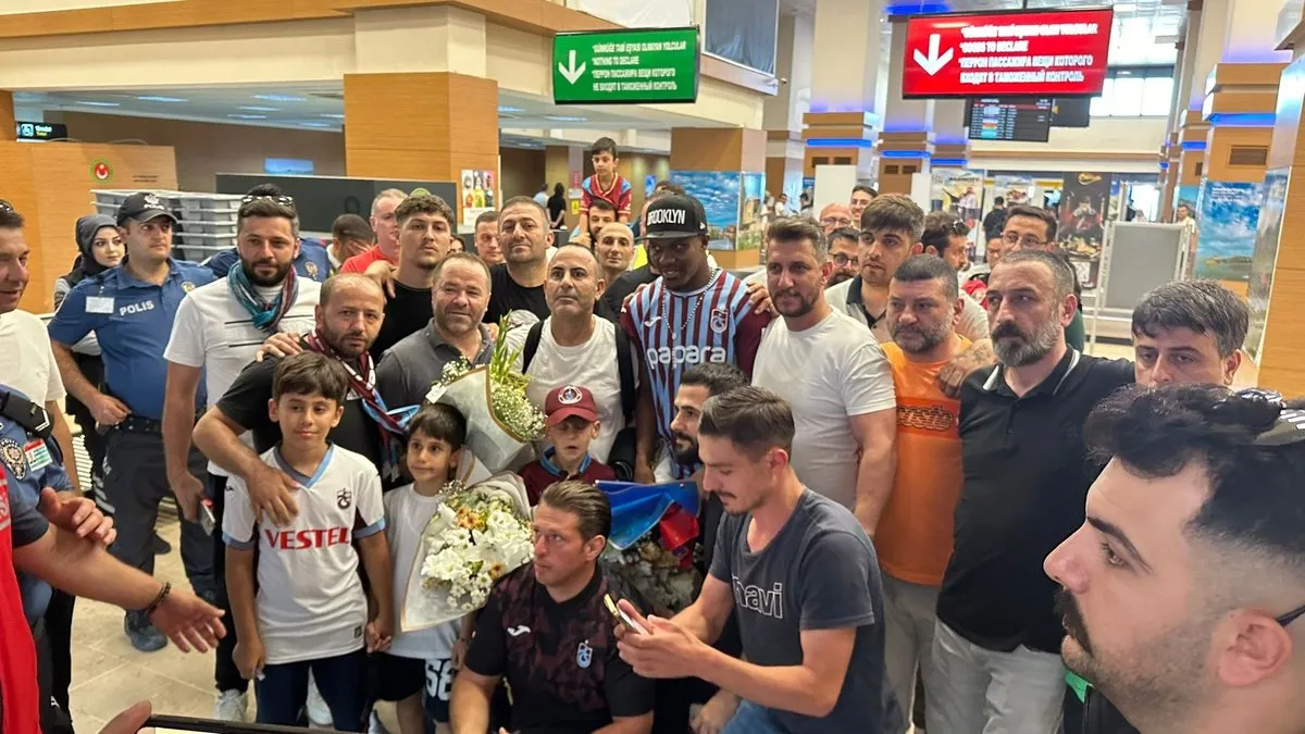 Son dakika: Trabzonspor, Nwakaeme'ye kavuştu Son dakika: Trabzonspor, Nwakaeme'ye kavuştu