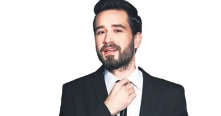 Oyunculuk ve dans dersleri alıyor