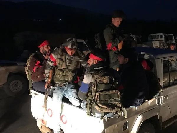 ÖSO Afrin ilçe merkezinde! İşte ilk fotoğraflar