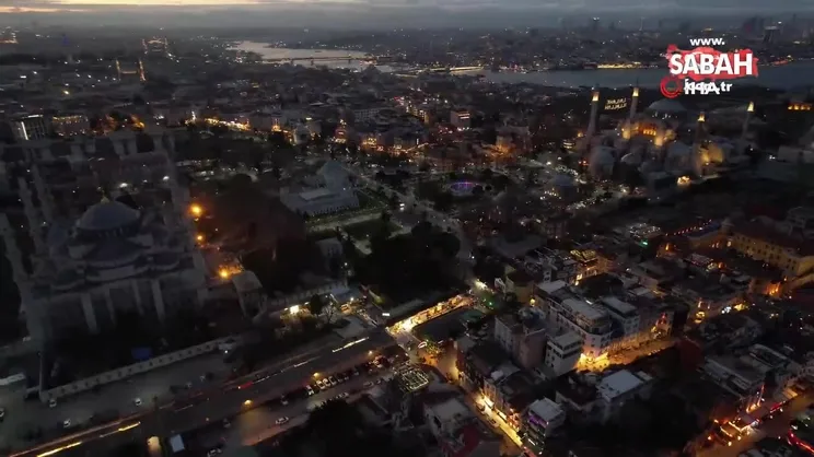 Ayasofya Camii’nde vatandaşlar ilk orucunu açtı | Video