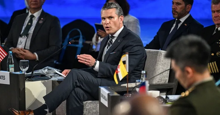 ABD ordusunda dikkat çeken tasfiye: İran’a saldırı gündemdeyken üst düzey komutan görevden alındı