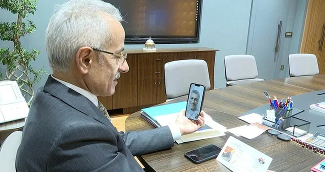 21 yıl önce yazılan mektuba bakandan görüntülü cevap 21 yıl önce yazılan mektuba bakandan görüntülü cevap